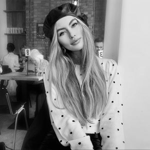 Meet your Posher, Taylor